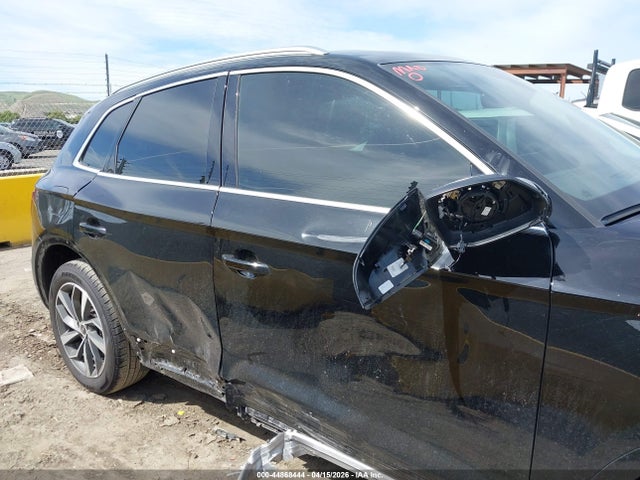 Продаж на аукціоні авто 2021 Audi Q5 Premium 45 Tfsi Quattro S Tronic, vin: WA1AAAFY6M2029124, номер лоту: 44868444