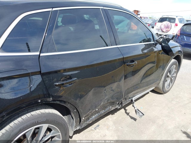 Продаж на аукціоні авто 2021 Audi Q5 Premium 45 Tfsi Quattro S Tronic, vin: WA1AAAFY6M2029124, номер лоту: 44868444