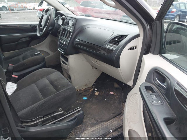 2017 Dodge Grand Caravan Se მანქანა იყიდება აუქციონზე, vin: 2C4RDGBG3HR647475, აუქციონის ნომერი: 44868484