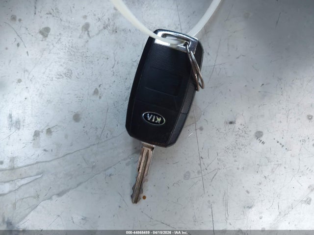 Aukcja sprzedaży 2017 Kia Forte Lx, vin: 3KPFK4A77HE120985, numer aukcji: 44868489