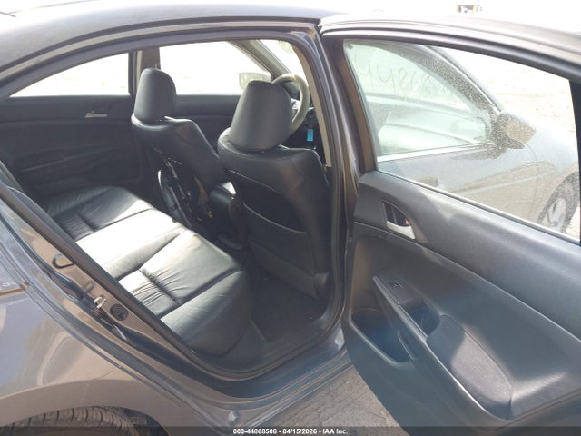 Auction sale of the 2012 Honda Accord 2.4 Se, vin: 1HGCP2F63CA117426, lot number: 44868508