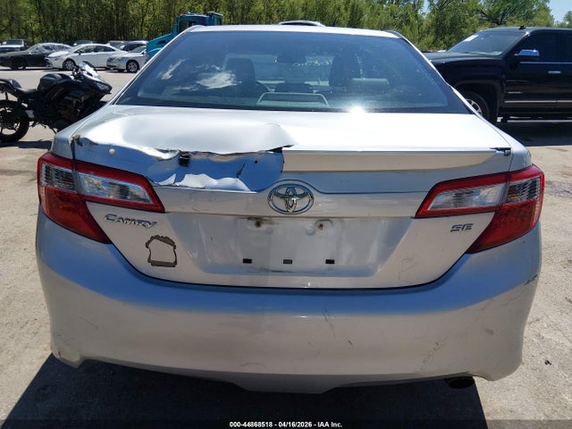 2013 Toyota Camry Se მანქანა იყიდება აუქციონზე, vin: 4T1BF1FK8DU283165, აუქციონის ნომერი: 44868518