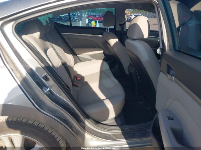 Продажа на аукционе авто 2019 Hyundai Elantra Sel, vin: 5NPD84LF5KH492564, номер лота: 44868551