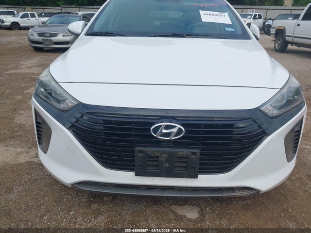 2017 HYUNDAI IONIQ HYBRID KMHC65LC8HU036873 Photo 5