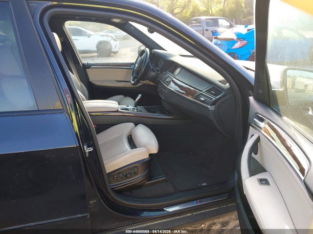 Продажа на аукционе авто 2012 Bmw X5 Xdrive50i, vin: 5UXZV8C55CL422958, номер лота: 44868569