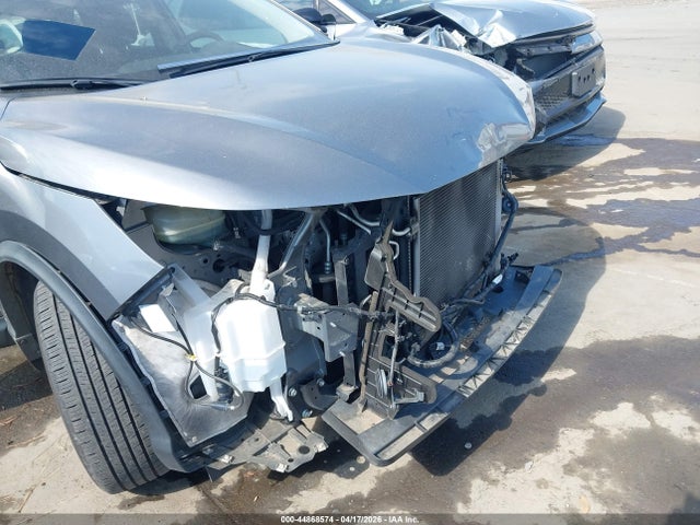 2021 Nissan Rogue Sport S Fwd Xtronic Cvt მანქანა იყიდება აუქციონზე, vin: JN1BJ1AV2MW317273, აუქციონის ნომერი: 44868574