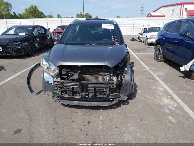 44868621 :رقم المزاد ، 3N1CP5CV8LL546052 vin ، 2020 Nissan Kicks Sv Xtronic Cvt مزاد بيع
