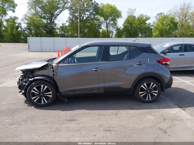 44868621 :رقم المزاد ، 3N1CP5CV8LL546052 vin ، 2020 Nissan Kicks Sv Xtronic Cvt مزاد بيع