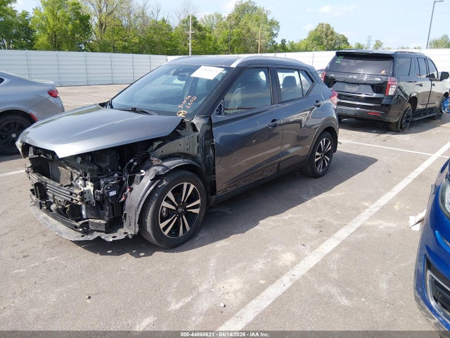 44868621 :رقم المزاد ، 3N1CP5CV8LL546052 vin ، 2020 Nissan Kicks Sv Xtronic Cvt مزاد بيع