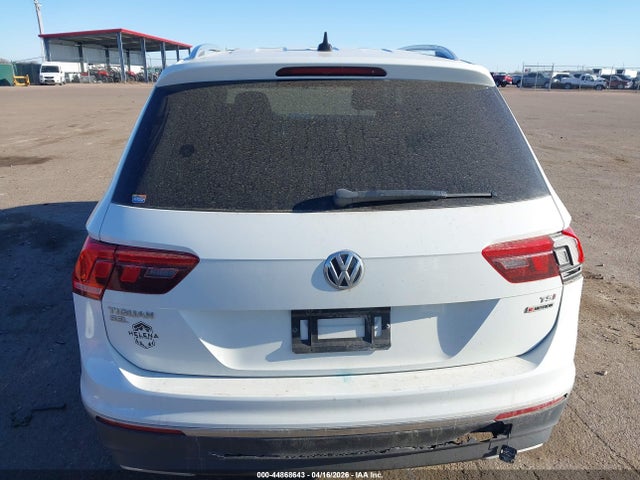 2018 Volkswagen Tiguan 2.0t Se/2.0t Sel მანქანა იყიდება აუქციონზე, vin: 3VV2B7AXXJM037726, აუქციონის ნომერი: 44868643