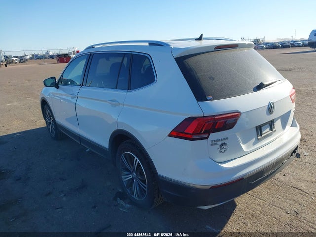 2018 Volkswagen Tiguan 2.0t Se/2.0t Sel მანქანა იყიდება აუქციონზე, vin: 3VV2B7AXXJM037726, აუქციონის ნომერი: 44868643