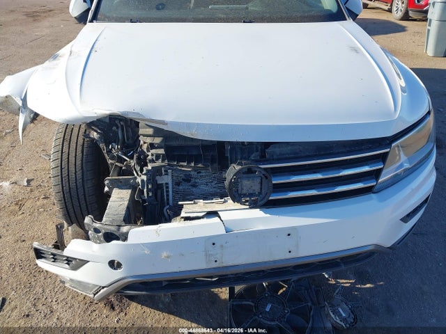 2018 Volkswagen Tiguan 2.0t Se/2.0t Sel მანქანა იყიდება აუქციონზე, vin: 3VV2B7AXXJM037726, აუქციონის ნომერი: 44868643
