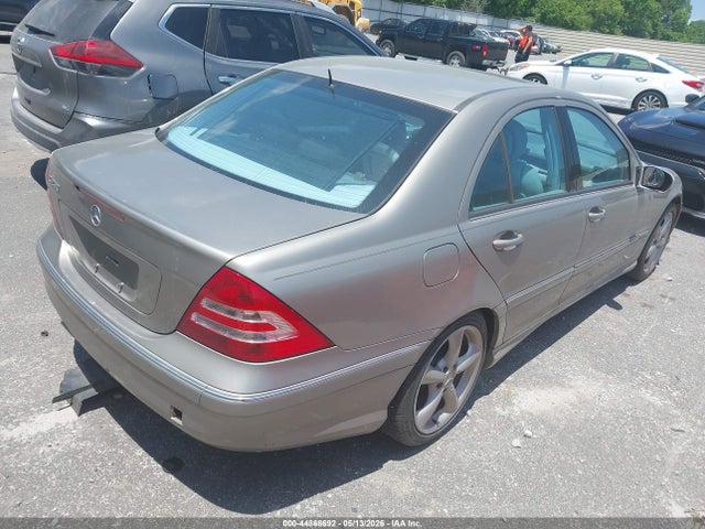 44868692 :رقم المزاد ، WDBRF52H76E022013 vin ، 2006 Mercedes-benz C 230 Sport مزاد بيع