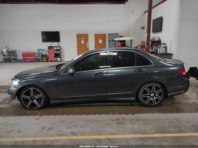 Aukcja sprzedaży 2013 Mercedes-benz C 300 Sport 4matic, vin: WDDGF8ABXDA822838, numer aukcji: 44868703