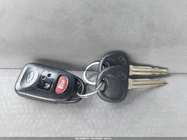 2010 HYUNDAI ELANTRA KMHDU4AD7AU132323 Photo 10