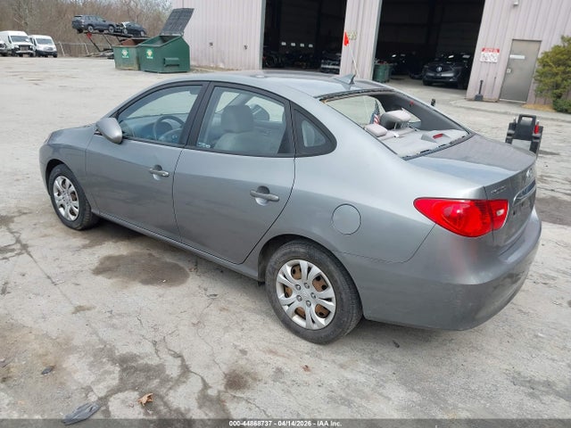 2010 HYUNDAI ELANTRA KMHDU4AD7AU132323 Photo 2