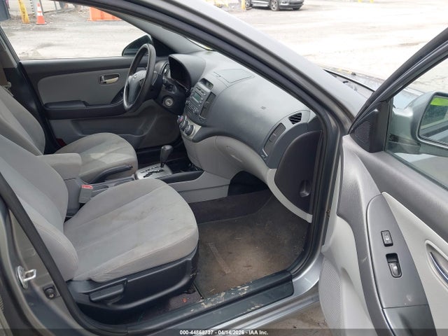 2010 HYUNDAI ELANTRA KMHDU4AD7AU132323 Photo 4