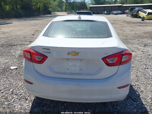 Chevrolet Cruze Lt Auto 2018 1G1BE5SM0J7206833 Image 16