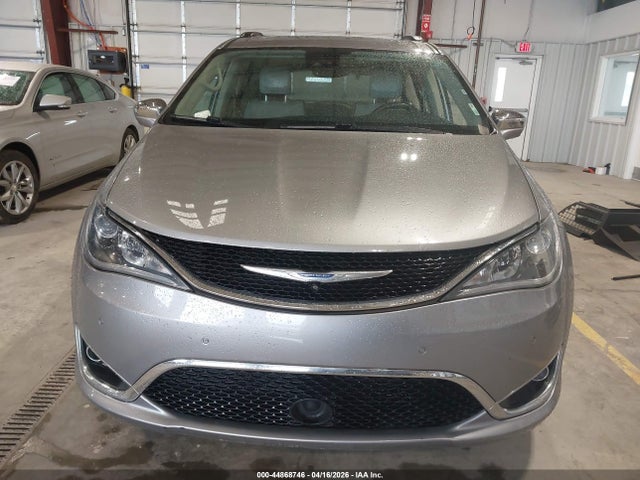 44868746 :رقم المزاد ، 2C4RC1GG4HR620214 vin ، 2017 Chrysler Pacifica Limited مزاد بيع