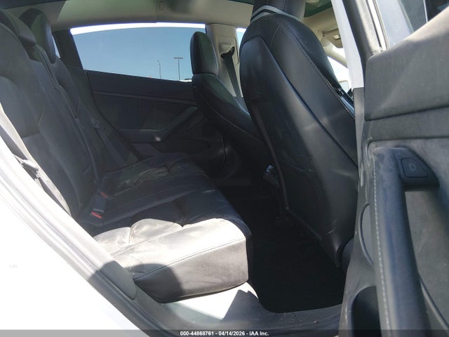 Tesla Model 3 Standard Range Plus Rear-wheel Drive 2021 5YJ3E1EA4MF075667 Image 8