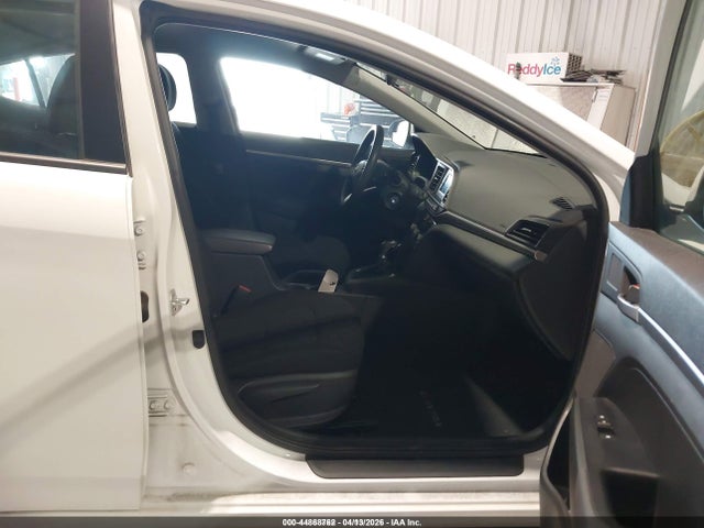 5NPD74LF6LH611176 Hyundai ELANTRA SE