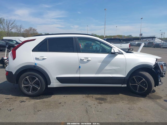 2023 Kia Niro Ex მანქანა იყიდება აუქციონზე, vin: KNDCR3LE2P5058054, აუქციონის ნომერი: 44868788