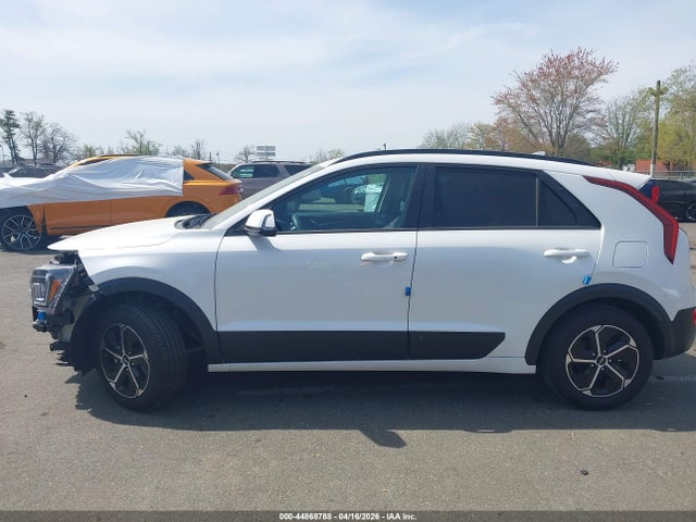 2023 Kia Niro Ex მანქანა იყიდება აუქციონზე, vin: KNDCR3LE2P5058054, აუქციონის ნომერი: 44868788