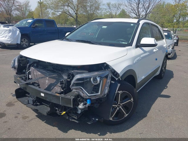2023 Kia Niro Ex მანქანა იყიდება აუქციონზე, vin: KNDCR3LE2P5058054, აუქციონის ნომერი: 44868788