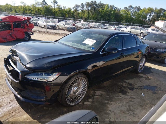LVY982AK4JP023715 Volvo S90 T5 Momentum