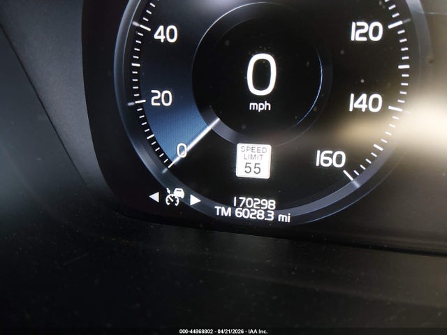 LVY982AK4JP023715 Volvo S90 T5 Momentum