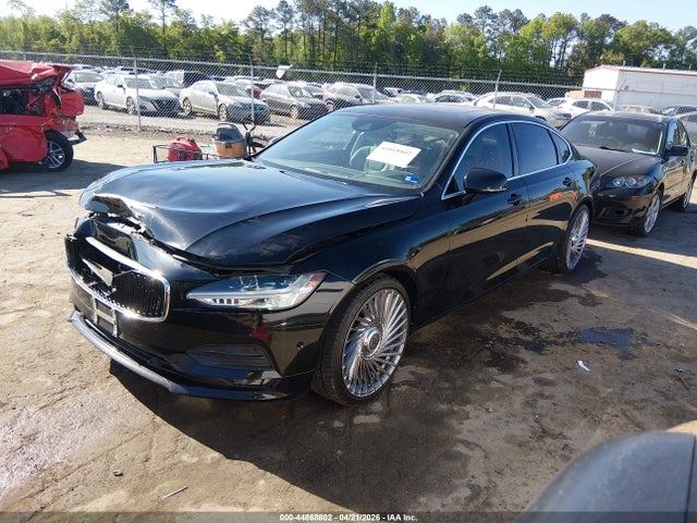 LVY982AK4JP023715 Volvo S90 T5 Momentum