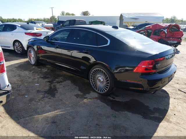 LVY982AK4JP023715 Volvo S90 T5 Momentum