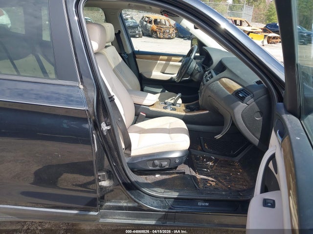 2011 BMW X3 5UXWX5C52BLW13747 Photo 4