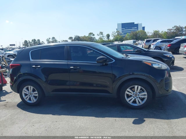 Продажа на аукционе авто 2017 Kia Sportage Lx, vin: KNDPM3AC8H7227548, номер лота: 44868830