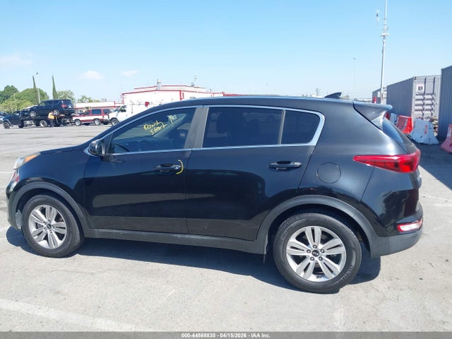 Продажа на аукционе авто 2017 Kia Sportage Lx, vin: KNDPM3AC8H7227548, номер лота: 44868830