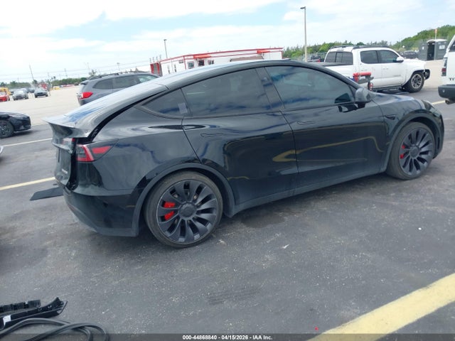 7SAYGDEF9RA285105 Tesla Model Y Performance Dual Motor All-wheel Drive
