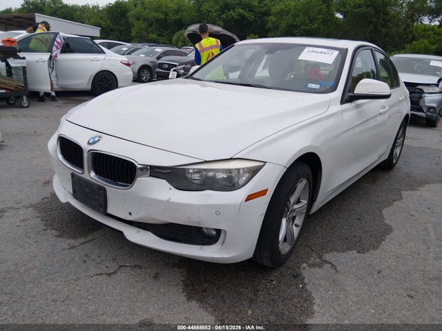 2015 Bmw 320i მანქანა იყიდება აუქციონზე, vin: WBA3B1G51FNT04218, აუქციონის ნომერი: 44868852