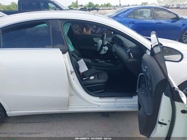 44868874 :رقم المزاد ، W1K5J4GB8MN218171 vin ، 2021 Mercedes-benz Cla 250 مزاد بيع
