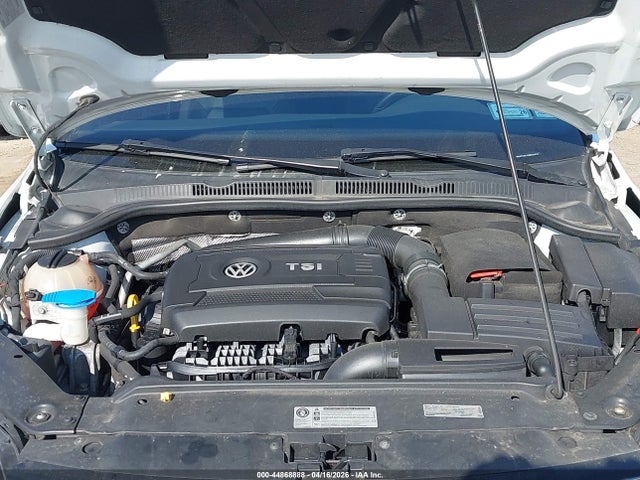 Aukcja sprzedaży 2017 Volkswagen Jetta Gli, vin: 3VW4T7AJ1HM337274, numer aukcji: 44868888