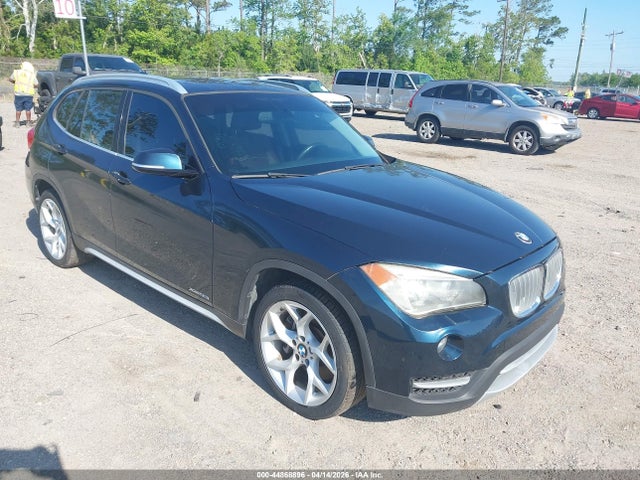 2013 BMW X1 WBAVM5C59DVV91028