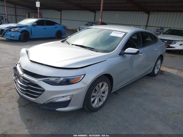 1G1ZD5ST1NF134836 Chevrolet Malibu Fwd Lt