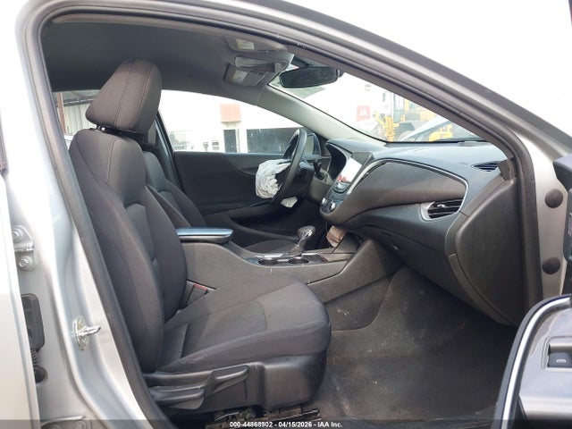 1G1ZD5ST1NF134836 Chevrolet Malibu Fwd Lt