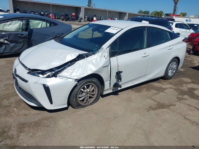 JTDKAMFU0M3139587 Toyota Prius Le