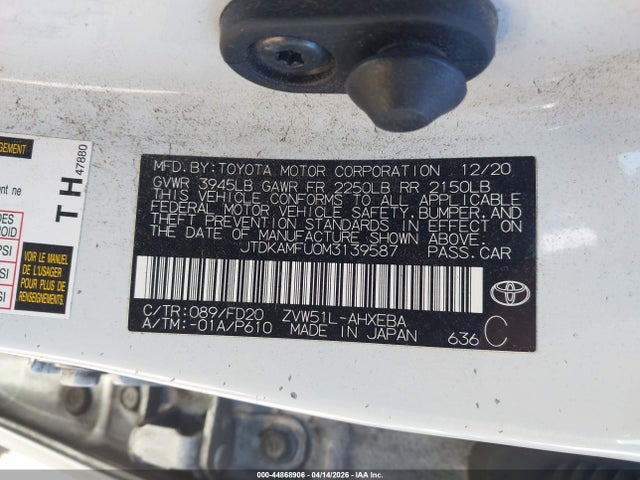 JTDKAMFU0M3139587 Toyota Prius Le