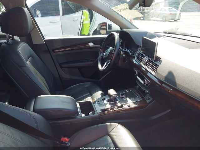 2018 Audi Q5 2.0t Premium/2.0t Tech Premium მანქანა იყიდება აუქციონზე, vin: WA1BNAFYXJ2159959, აუქციონის ნომერი: 44868918