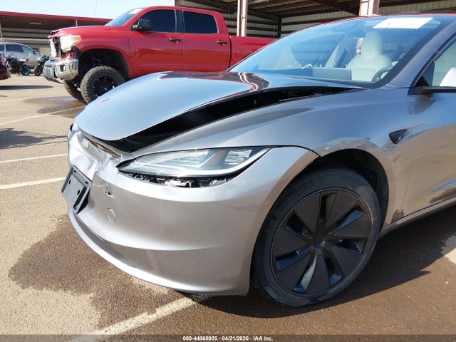 44868925 :رقم المزاد ، 5YJ3E1EA2SF899812 vin ، 2025 Tesla Model 3 Long Range Rear-wheel Drive/standard Rear-wheel Drive مزاد بيع