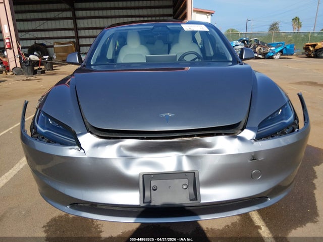 44868925 :رقم المزاد ، 5YJ3E1EA2SF899812 vin ، 2025 Tesla Model 3 Long Range Rear-wheel Drive/standard Rear-wheel Drive مزاد بيع