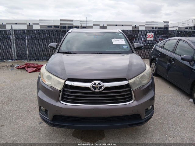 44868938 :رقم المزاد ، 5TDKKRFH8GS127123 vin ، 2016 Toyota Highlander Xle V6 مزاد بيع