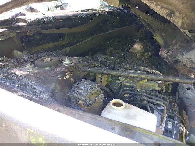 44868955 :رقم المزاد ، 4T1BF3EK4BU766288 vin ، 2011 Toyota Camry Le مزاد بيع