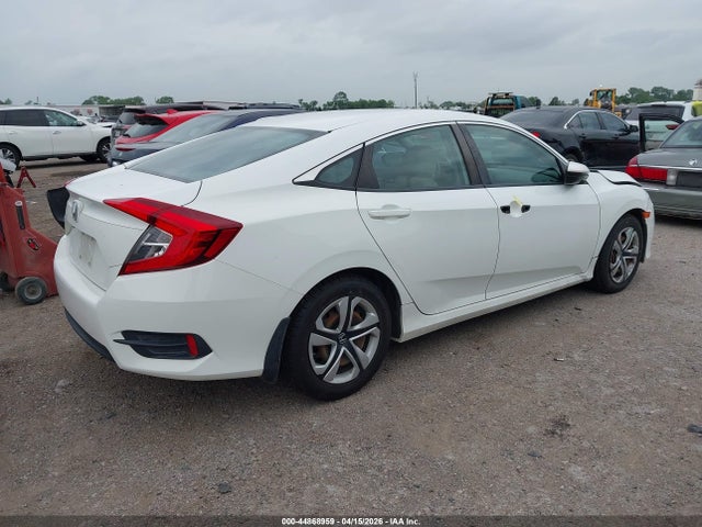 Aukcja sprzedaży 2018 Honda Civic Lx, vin: 19XFC2F57JE032968, numer aukcji: 44868959